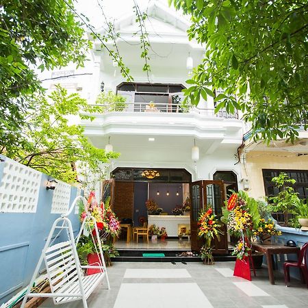 Shark Homestay Hue Exterior foto