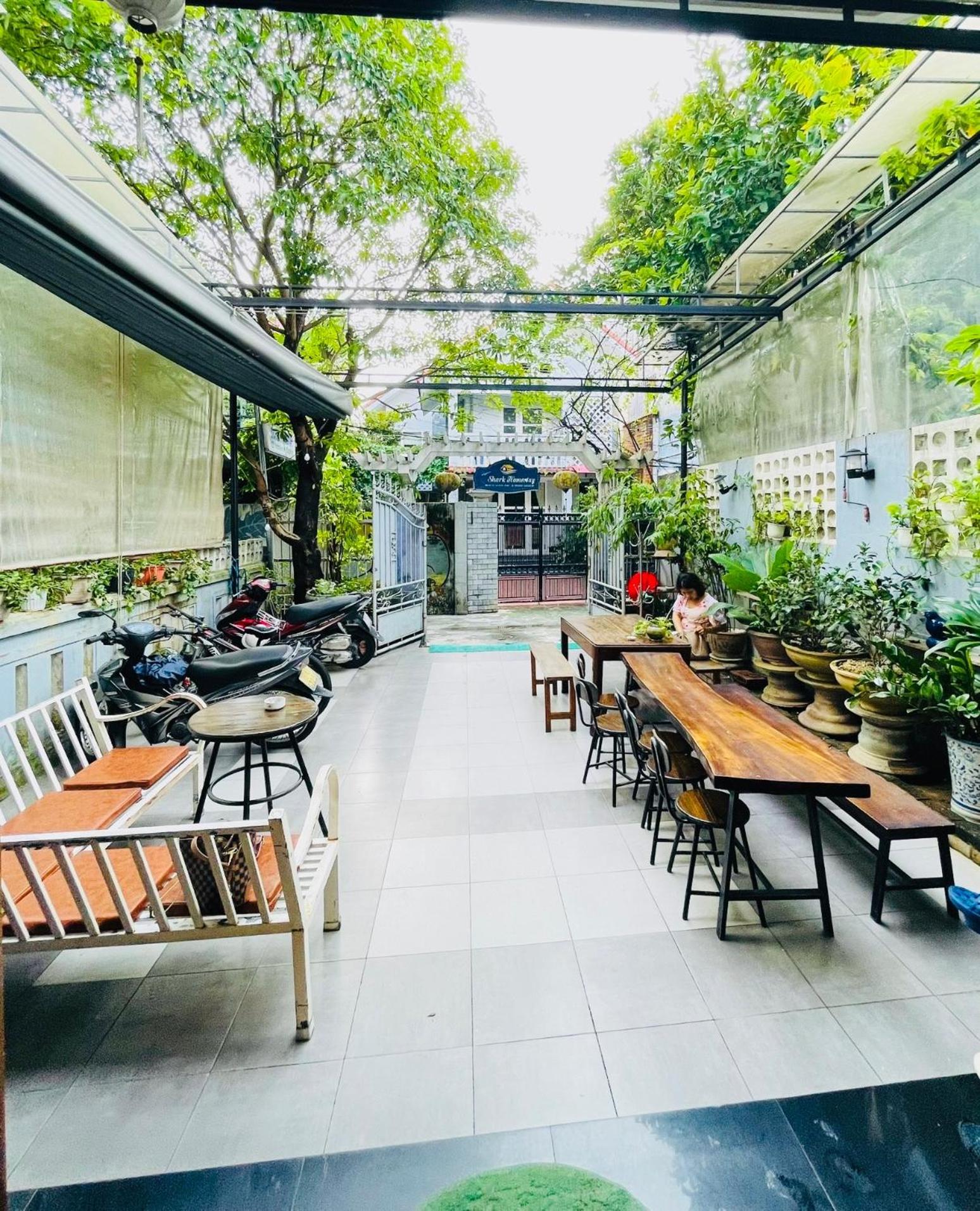Shark Homestay Hue Exterior foto